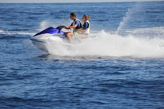 Agay Jet